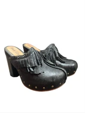 Gee WaWa Black Leather Fringe Clogs Size 10