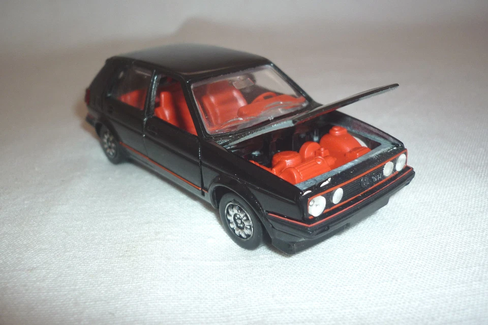 SCHABAK - WERBEMODELL - VW GOLF GTI -  1:43 - OVP  -  (3.DIV-24) - Bild 3 von 4