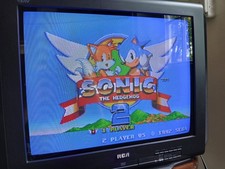 2007 RCA 20F514TD 20" CRT TV w/ component  built in DVD, HAS GLITCHY BUTTONS 