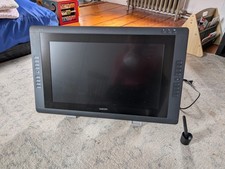 Wacom Cintiq 22HD DTK-2200/K 22-Inch Drawing Display LCD Tablet