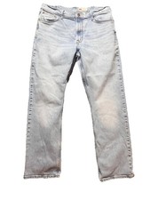 Wrangler Men  s Light Wash Jeans Size Approx 35x30 Measured Denim Pants