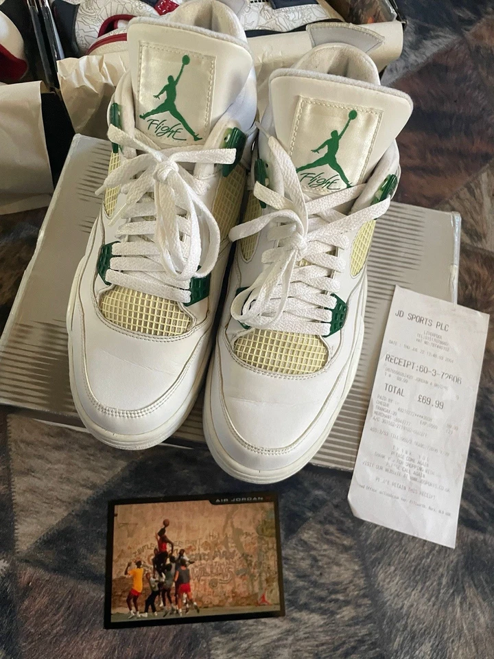 Nike Air Jordan 4 Retro, Foto 2 von 5