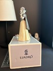 SIGNED PIECE Lladro Disney # 07555 Snow White Porcelain Figurine with Box — photo 6