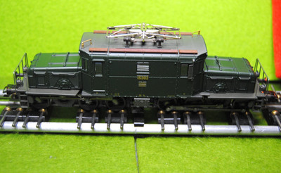 MÄRKLIN E-Lok De 6/6 der SBB  Seetalkrokodil  37522 - OVP, keine Zinkpest