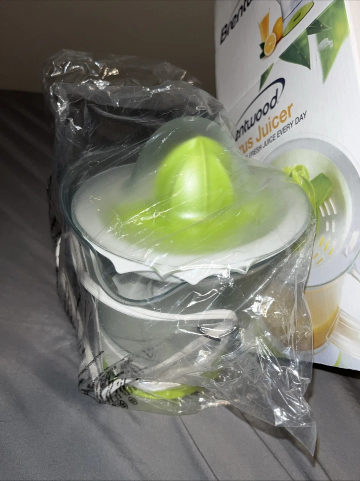 Brentwood 柑橘榨汁机 40 盎司 全新带盒 — 第 4/4 张图片