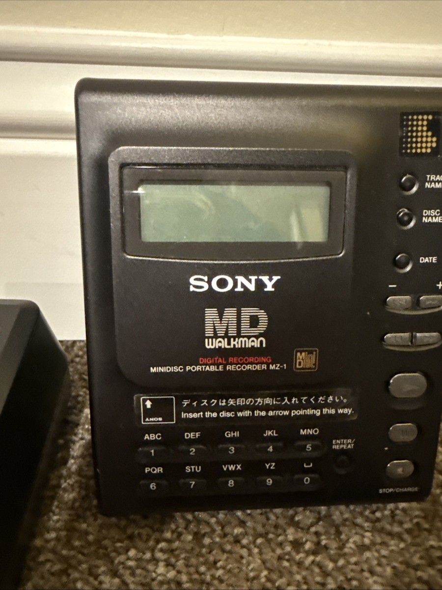 ポータブルプレーヤー SONY MINIDISC PORTABLE RECORDER MZ-1 s-l400.jpg