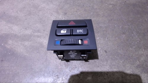 Schalter Warnblinkanlage ZV DTC 9132421-01 BMW 330xd DPF Touring Bj 2008 E90 /