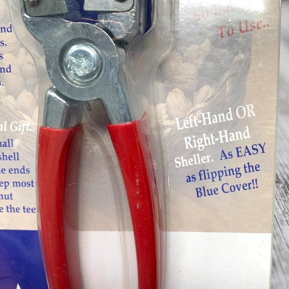 NEW Texan "York" Nut Sheller New Old Stock Original Packaging Made in USA - Image 4 of 4