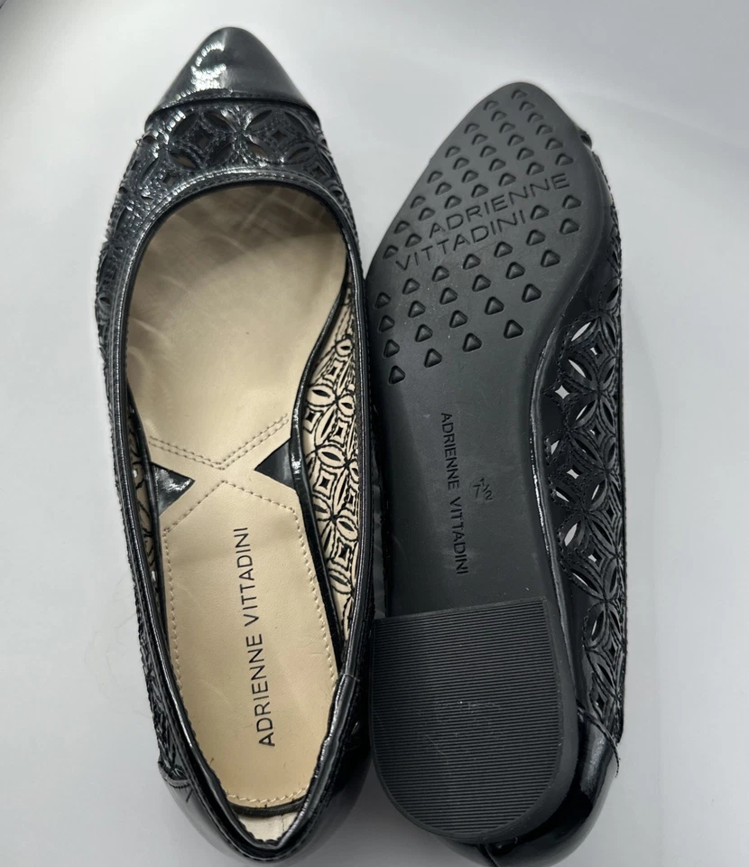 Adrienne Vittadini | Para mujer Cortes de encaje Puntera Plana Talla 7,5 | Color Negro Foto 4 de 4