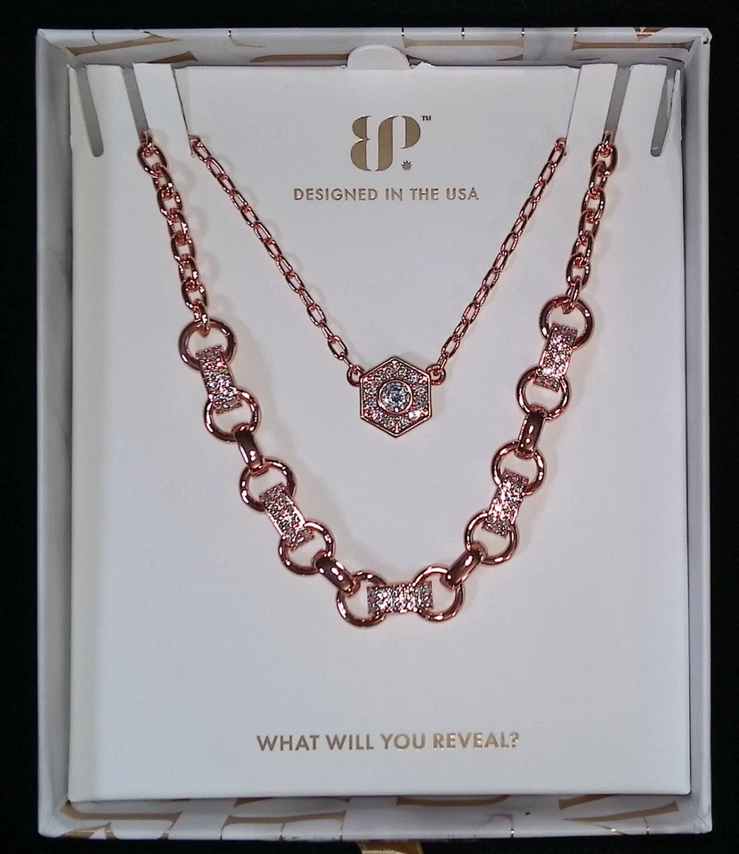 Capas BP Luxe Summer 25 NK20138- Conectadas por el destino, chapadas en oro rosa