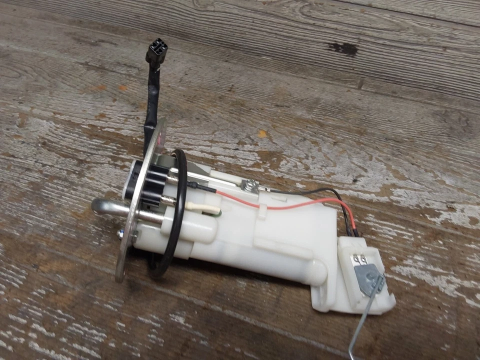 2017 2017-2023 Kawasaki ER650 ER 650 Z650 Z 650 Fuel Gas Sending Pump - Image 4 of 4