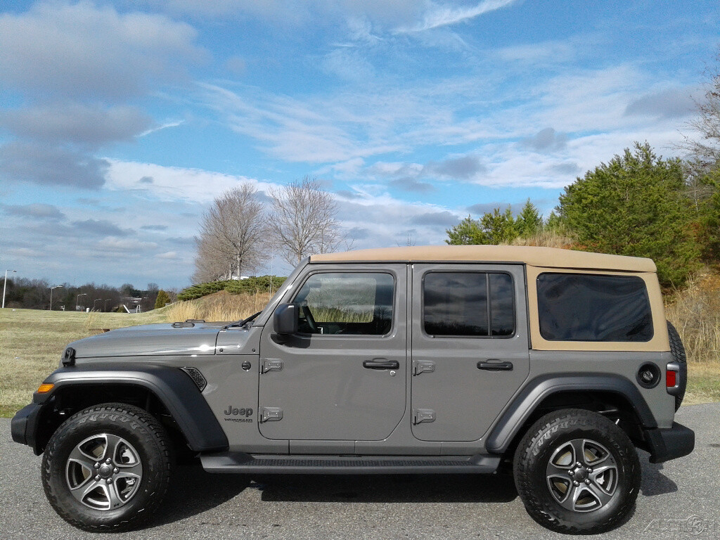 2020 Jeep Wrangler Black and Tan 4x4 2020 Black and Tan 4x4 New 3.6L V6 24V Automatic 4WD