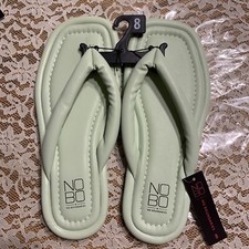 No Boundaries Women's Size 8 Green Puffy Thong Flip Flop Sandals Memory Foam NWT