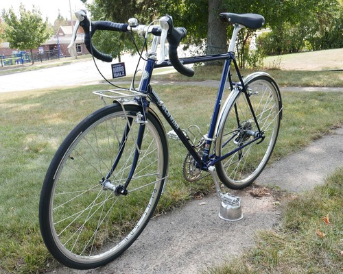 Schwinn Voyageur SP - 1985 Touring Bicycle - Columbus Tubing - 700c Rims - Picture 5 of 24