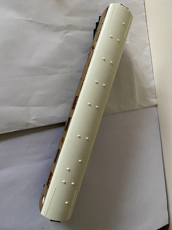 Hornby R746 LNER Brake 3rd Teak Coach 1870 - OO Gauge -No  Box - Image 3 of 4