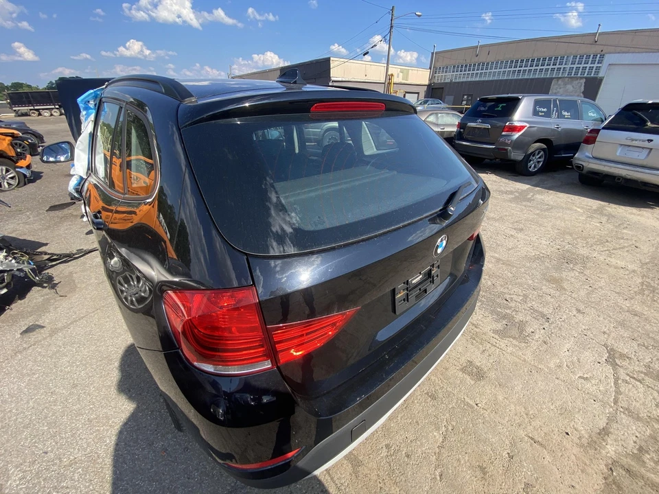 Used Deck Lid fits: 2014 Bmw X1 w/o privacy tint glass w/o camera Grade A - Image 3 of 4