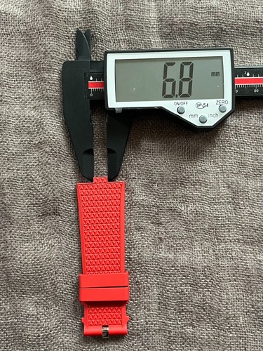 Authentic Vacheron Constantin Overseas 4500V Red Rubber Strap / Band - Picture 21 of 22
