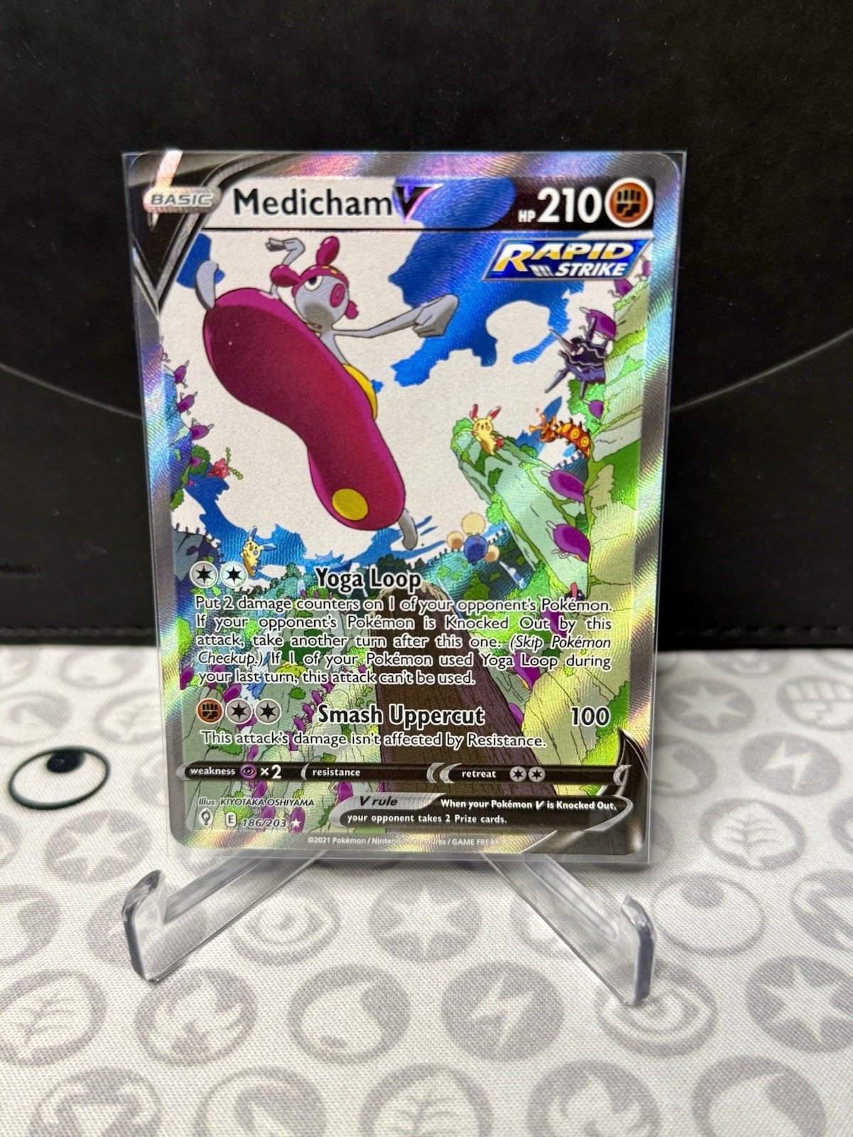 Pokemon TCG Medicham V (Alternate Full Art) 186/203 SWSH07: Evolving Skies NM