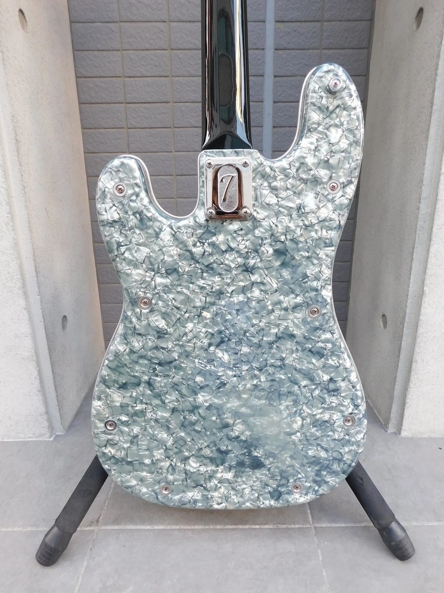 超美品⭐︎イタリアギター⭐︎激レア⭐︎Italia guitar⭐︎ベース⭐︎ 超美品⭐︎イタリアギター⭐︎激レア⭐︎Italia guitar⭐︎ベース