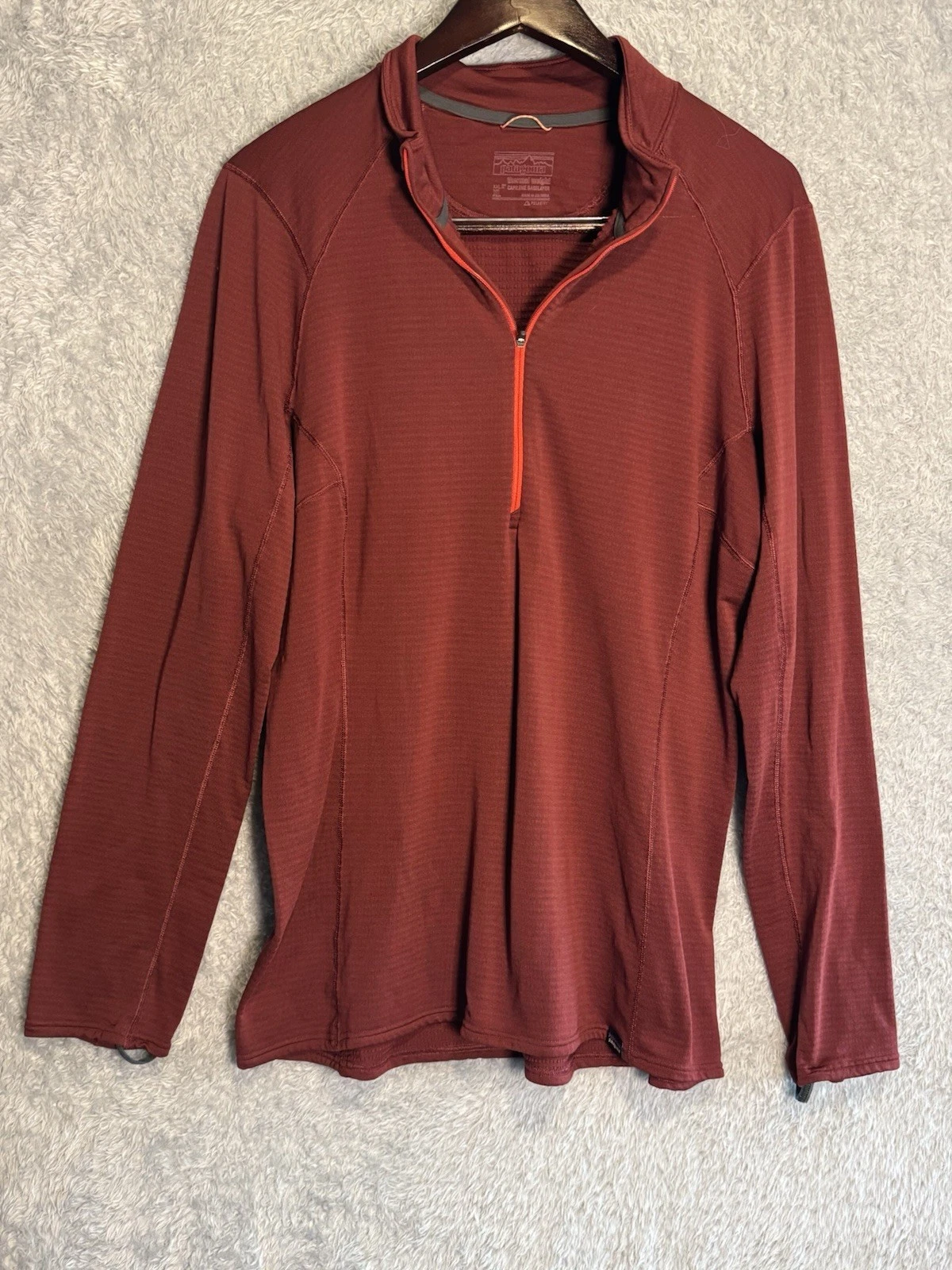Patagonia Capilene Base Layer Thermal Weight Womens XL Red 1/2 Zip Neck Pullover