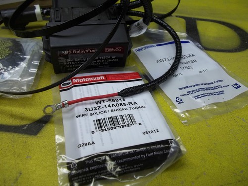 +New Genuine Ford CL8Z-14A411-A Wire Assembly - Picture 2 of 3