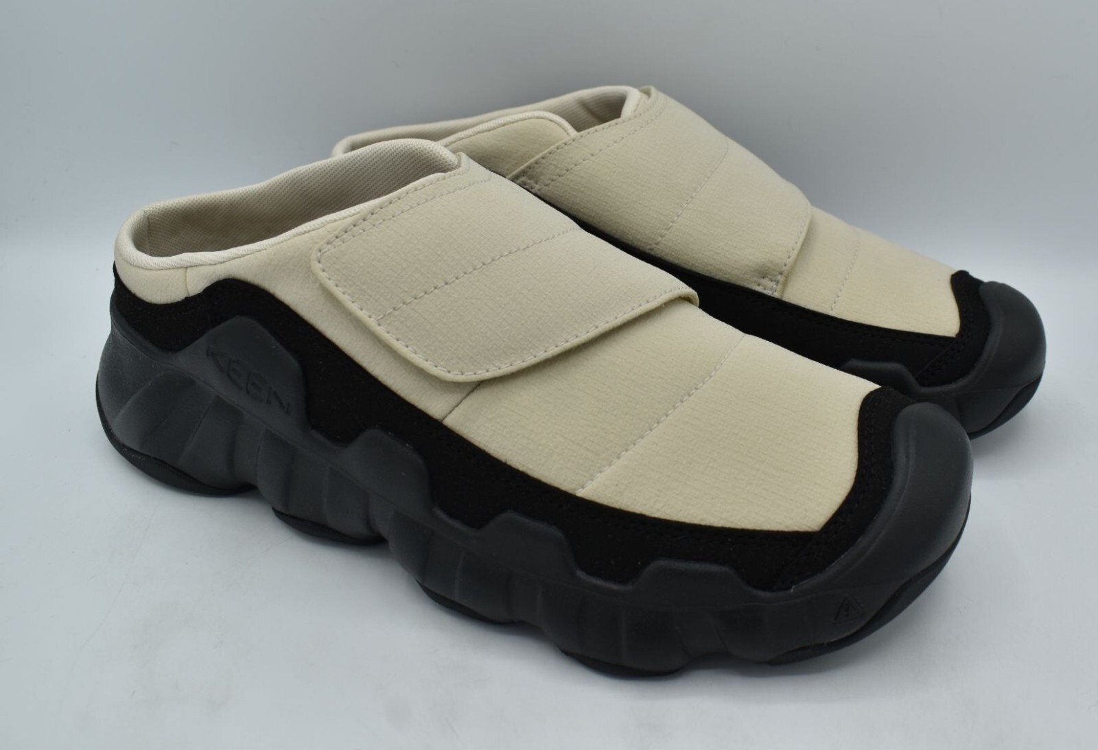 Scarpe da donna Keen taglia 10 5 Hypower fodera argento nere avvolgenti