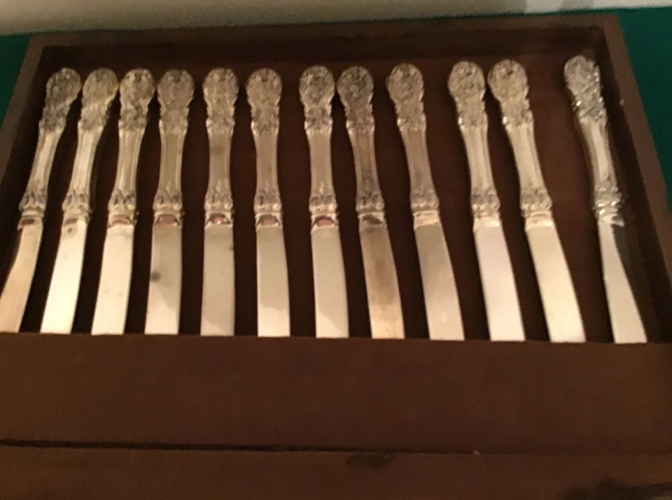 Винтажный набор столовых приборов FB Rogers & Sons French Rose 64 шт. с деревянным корпусом - Изображение 3 из 4