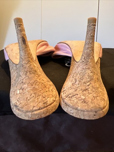 Chanel 39.5 Logo Mules Sandals Pink Leather Gold NAME 2.5” High-Heel Slides Pump - Picture 16 of 24