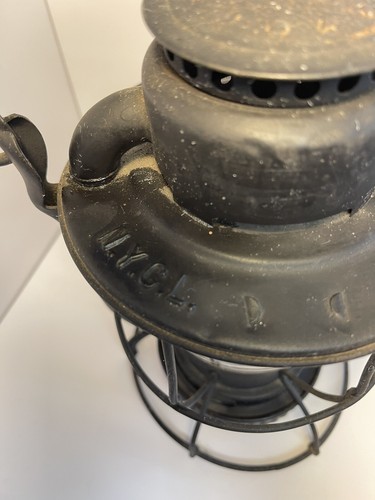 Vintage New York Central Dietz Vesta Railroad Lantern - Picture 5 of 8