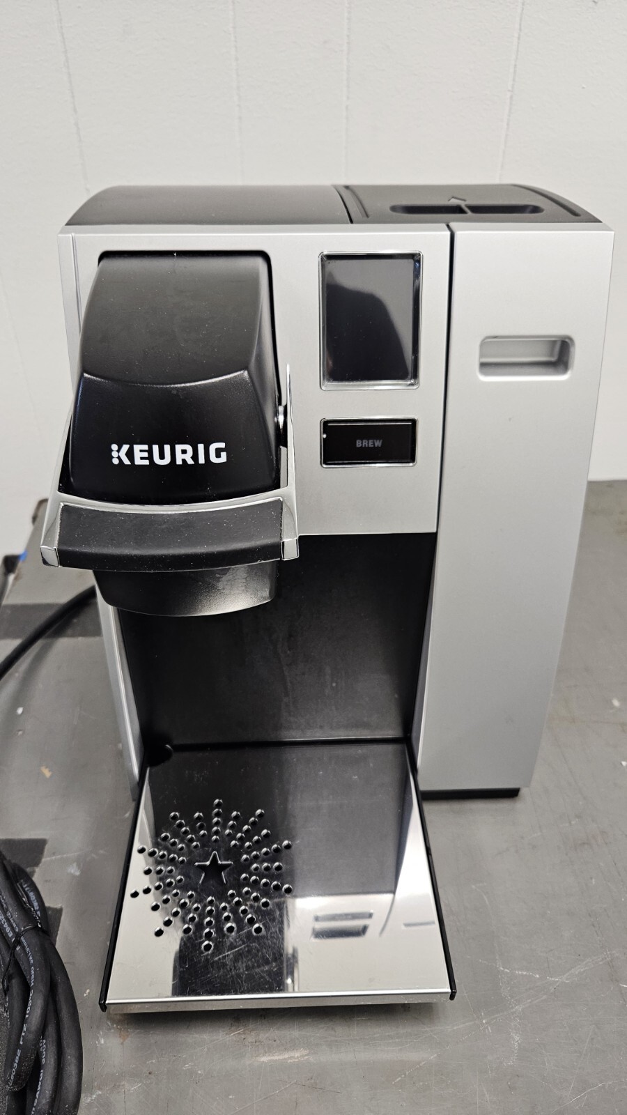 Keurig K150 Office Pro Commercial KCup Pod Coffee Maker For Parts Or