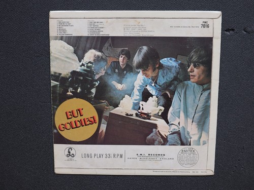 BEATLES a collection of oldies VINYL rarest ENGLAND IMPORT nice 1966 ONLY COVER - Picture 2 of 2