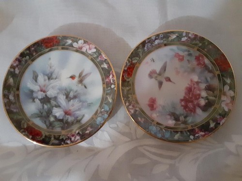 Lena Liu Bradford Miniature Hummingbird Plates, Sets 1, 3 and 4 - Picture 2 of 12