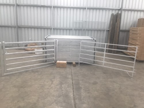 Sheep and Goat Portable Yard Panel 2mm Thick - Picture 2 of 3