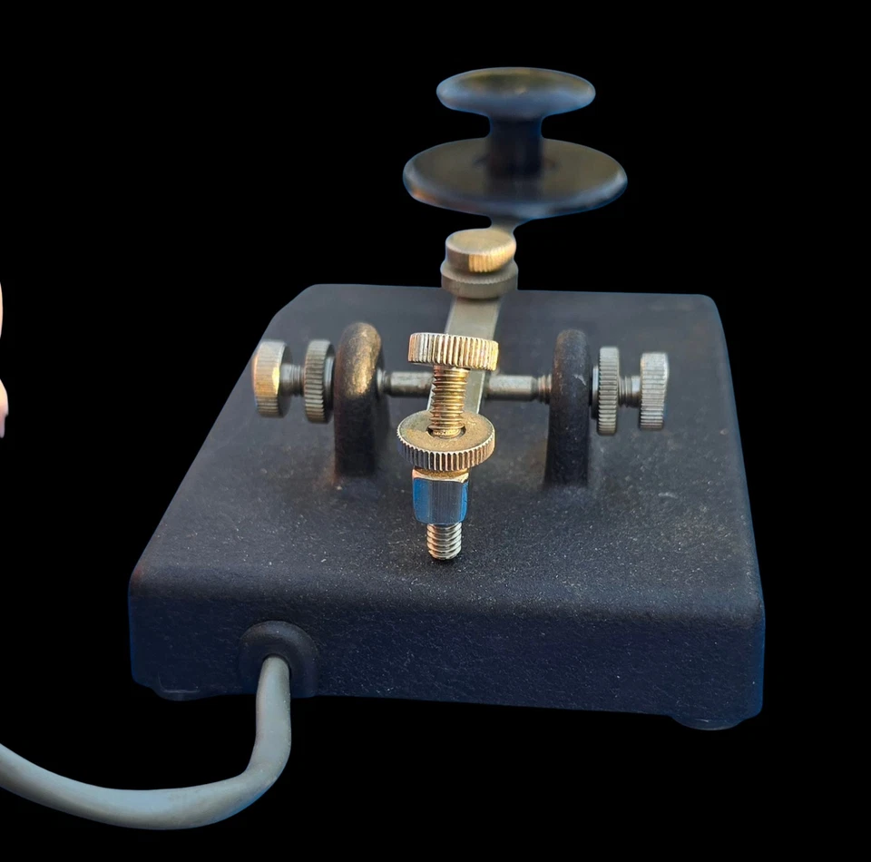 Nye Viking Vintage Straight Ham Radio Morse Code Telegraph Key w/ Cable (nice) - Image 4 of 4