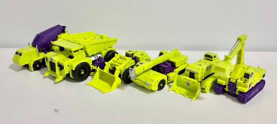 6* Hasbro Transformers: Generations Combiner Wars Constructicons / Devastator - Bild 4 von 4