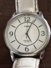 Reloj de cuarzo Timex Indiglo para mujer