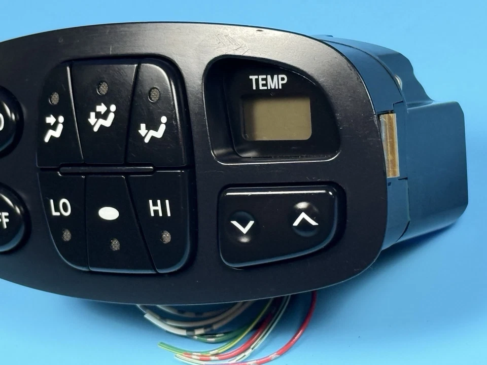 2001- 07 TOYOTA SEQUOIA REAR CLIMATE CONTROL HEAT A/C SWITCH 559000C020 OEM - Image 4 of 4