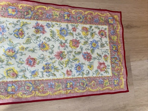 VTG Floral Table Runner Curtain Panel 14” Wide X 43” Long Beautiful - Picture 7 of 7