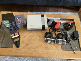 Nintendo NES-001, 17 games, Game Genie