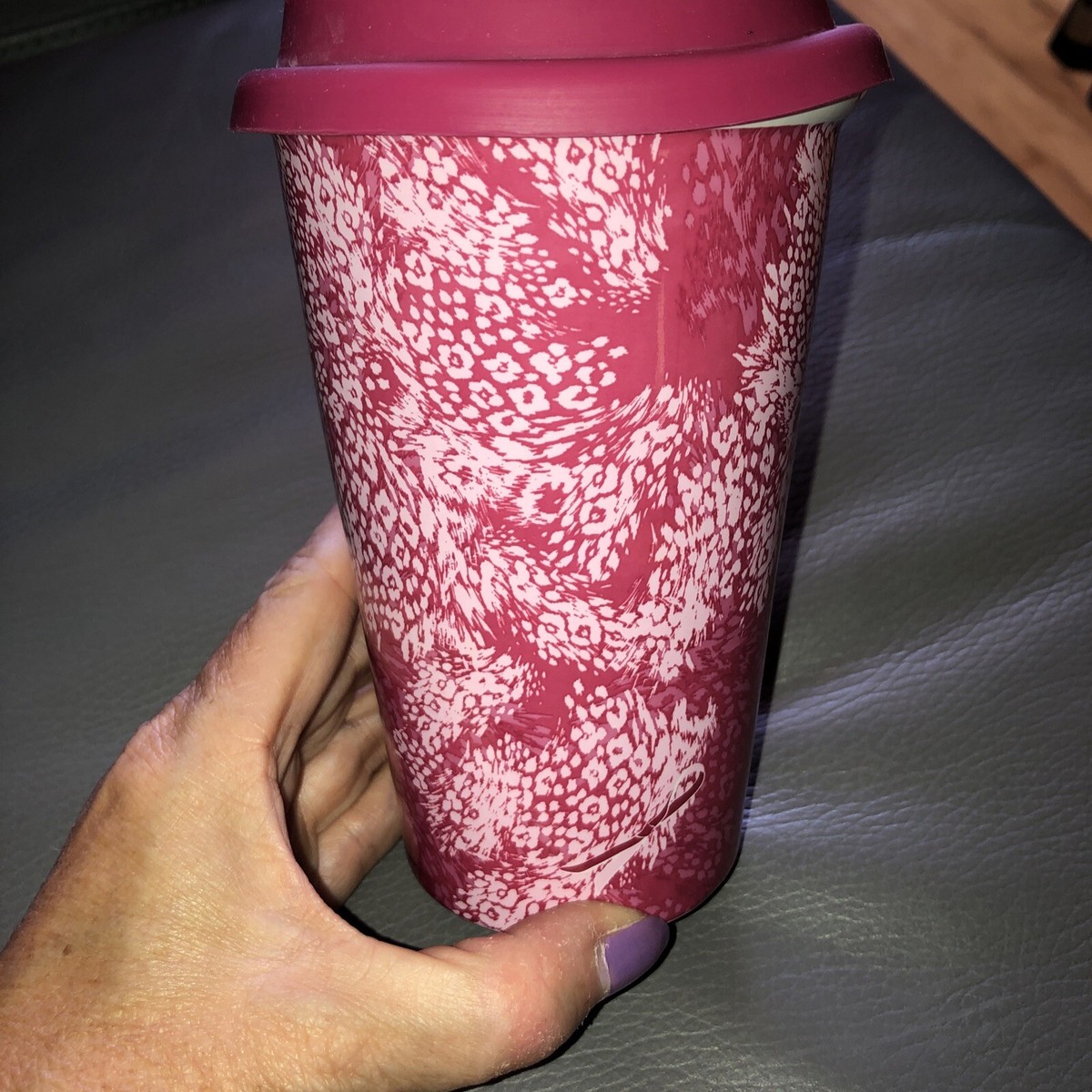 Pink White Ceramic Kohl's Cares Jennifer Lopez Mug-used Only a