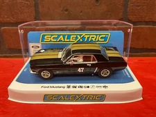 Scalextric C4405T Ford Mustang Black and Gold #47 1/32 Slot Car NEW!