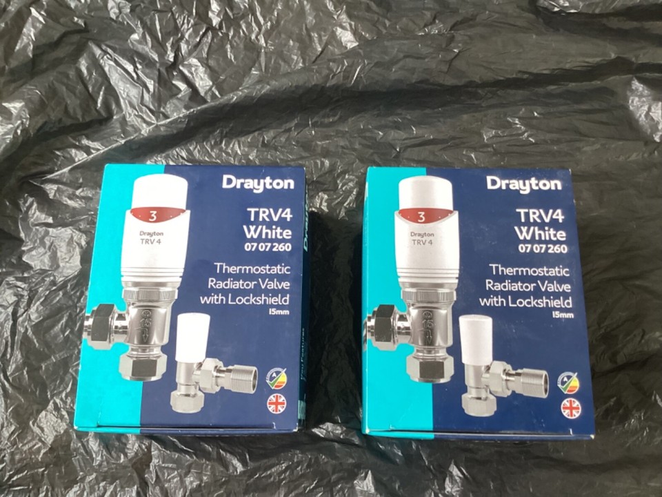 Drayton 0707260 TRV4 WHITE Thermostatic Radiator, Lockshield Valve 15mm