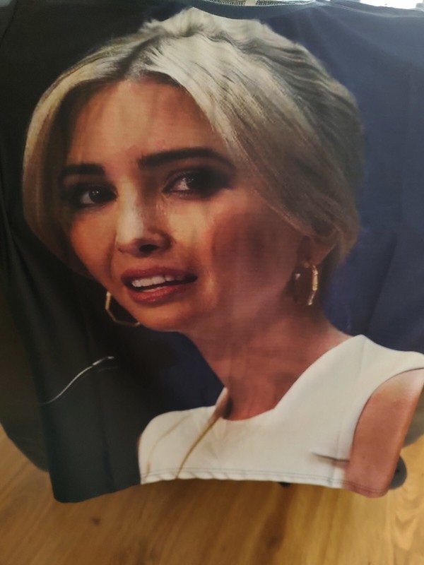 NEW Ivanka Trump XL T-shirt
