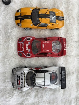 Lot x3 Maisto/Bburago: Ford GT, Ferrari F40, Mercedes 1/18