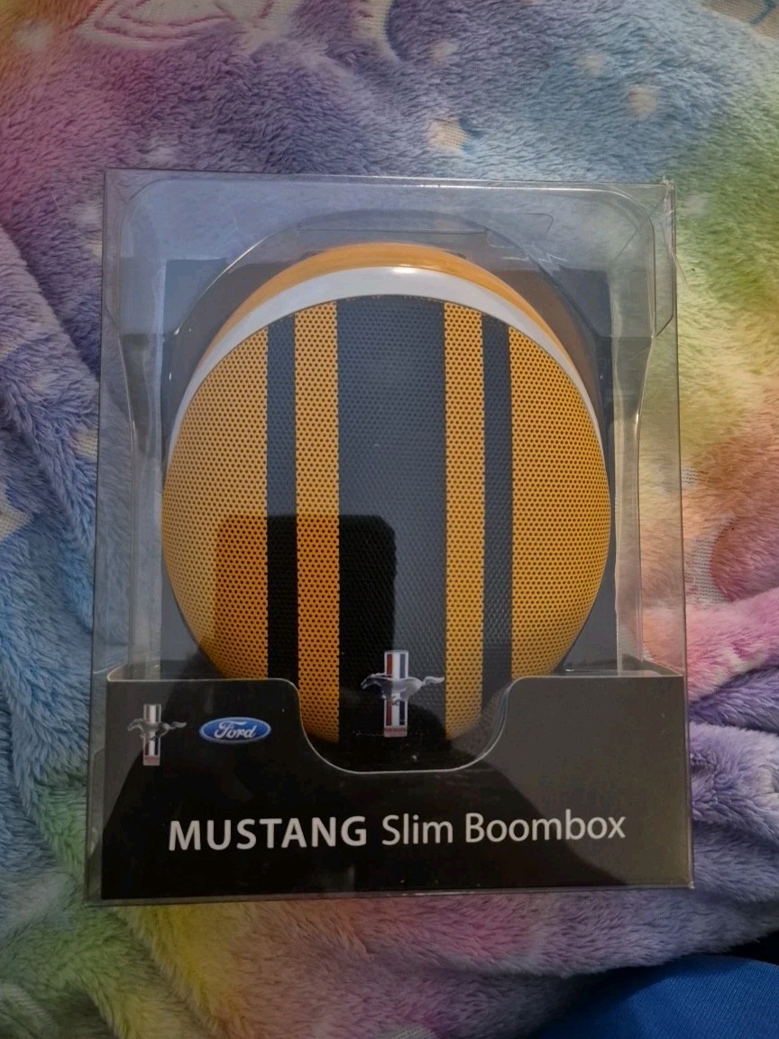 Collectable Mustang Slim boombox  Blue Tooth Speaker New, Rare