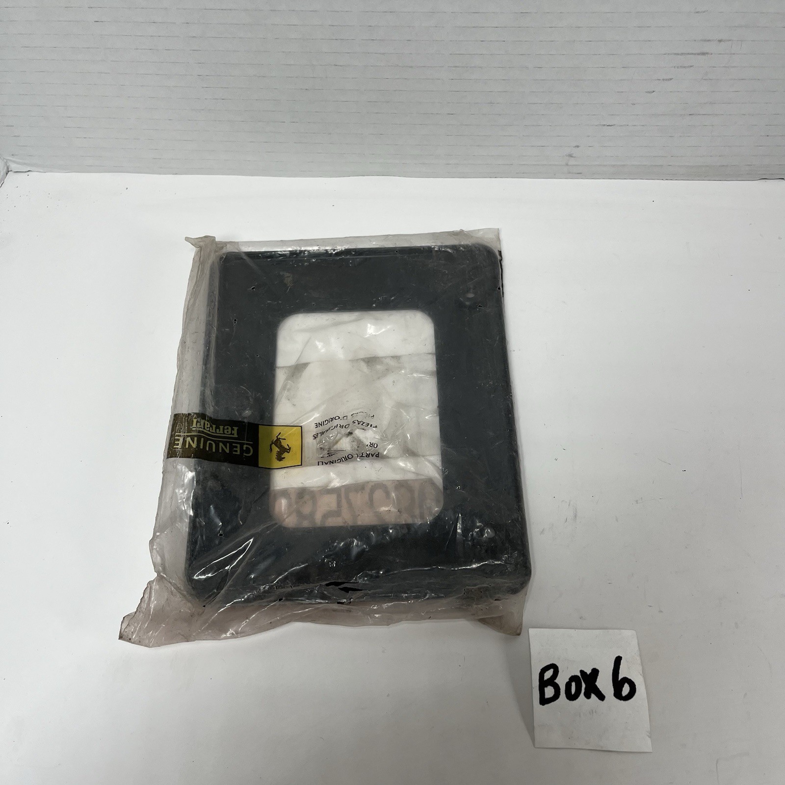 NEW FERRARI F8 458 FRONT BRACKET REINFORCEMENT 82758200 OEM