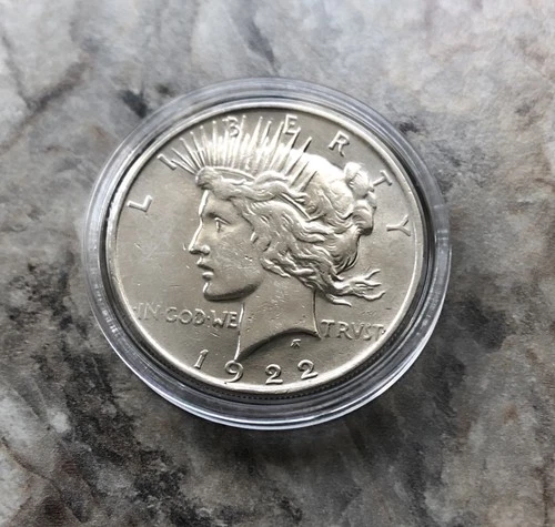 New Listing1922-D SILVER PEACE DOLLAR IN STUNNING AU CONDITION!!