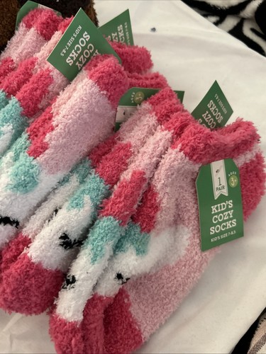 Lot Of 9 Assorted kids cozy fluffy socks size 7-8.5 - Picture 2 of 2