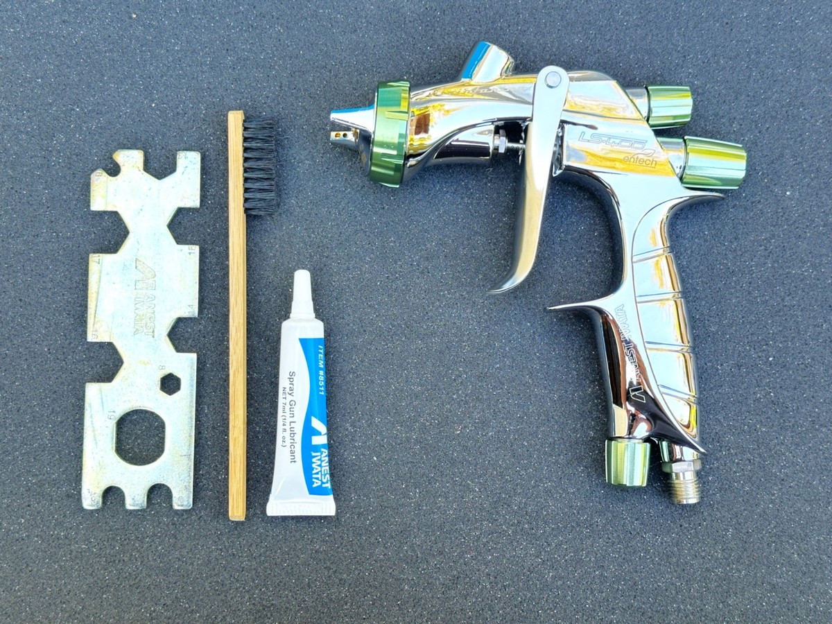 Anest Iwata Supernova LS-400-ETS13 Spray Gun 1.3mm Gravity Feed 1L