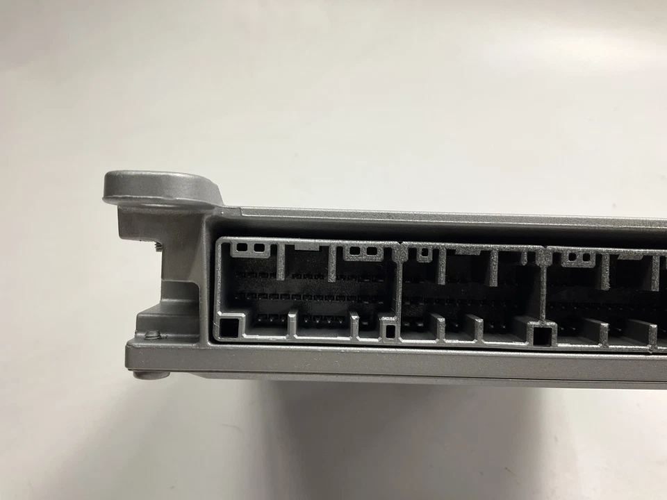 Módulo de computadora de control de motor REMAN Cardone 72-2412 ECM ECU - 1997 Odyssey 2,2 L Foto 4 de 4